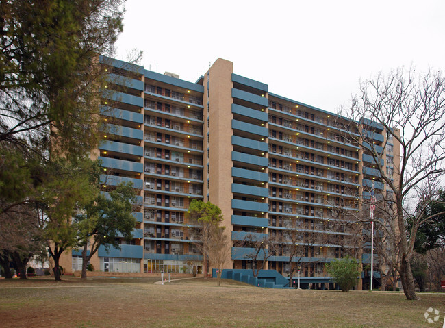 Foto del edificio - Lakeside Apartments