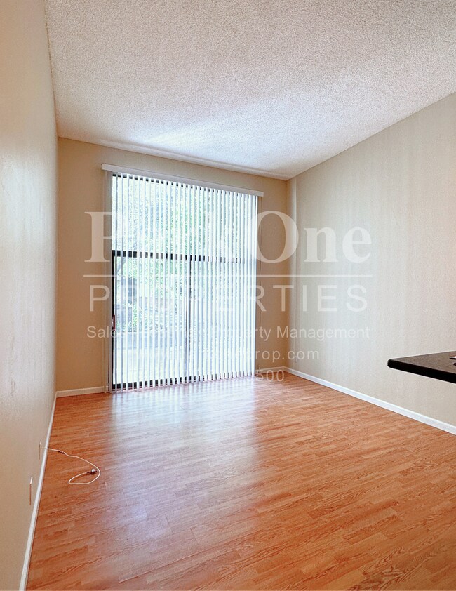Foto del edificio - 1BR Condo in The Keys – Resort-Style Livin...