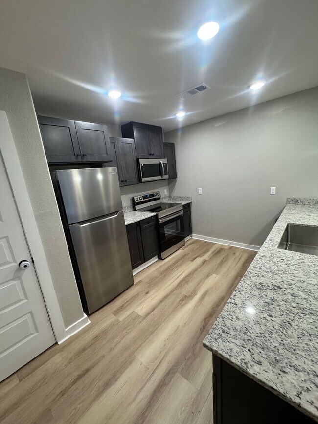 Foto del edificio - Hogan Homes LLC