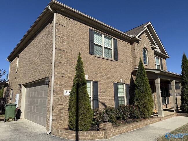 Foto del edificio - 218 Woodgrove Dr