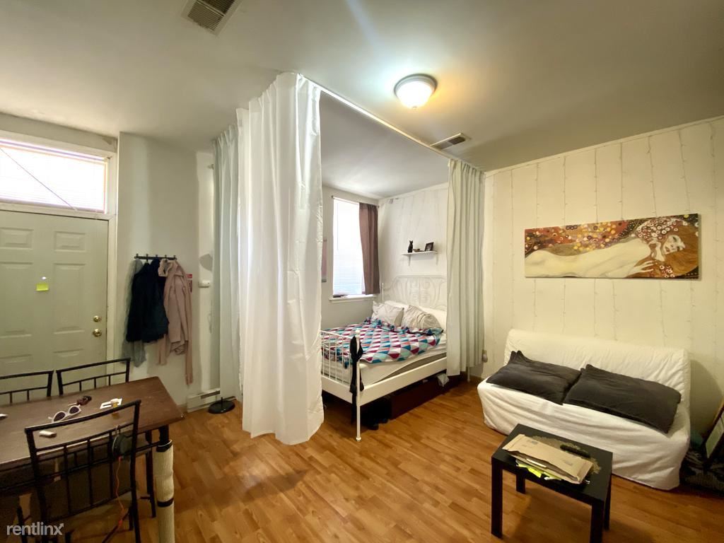 Primary Photo - 2359 N Park Ave