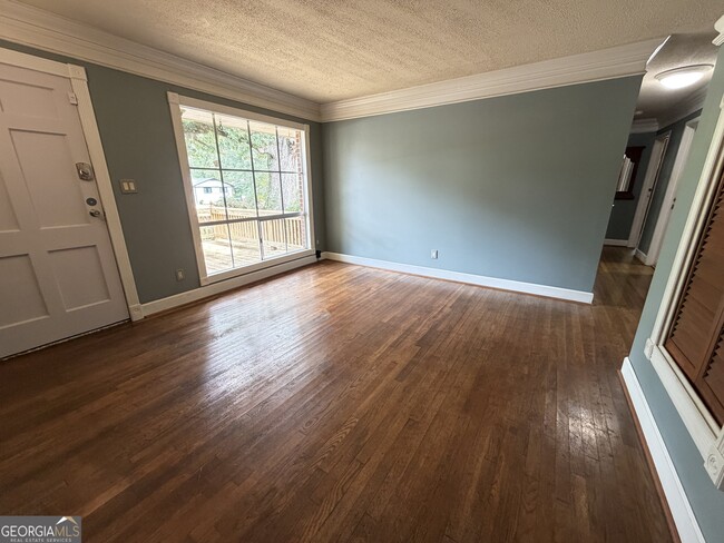 Building Photo - 1054 College Station Rd