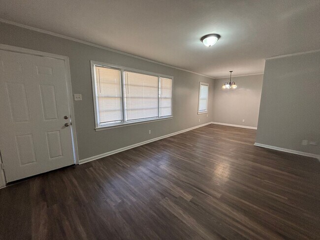 Foto del edificio - 2073 Gayle Ave