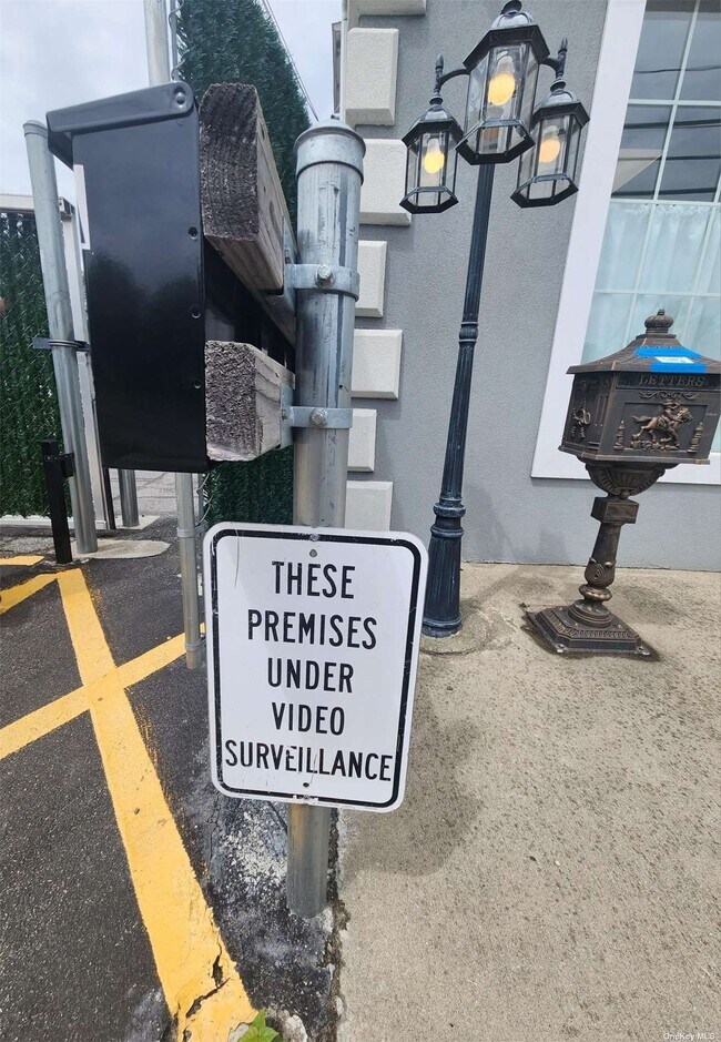 Foto del edificio - 204 Brentwood Rd