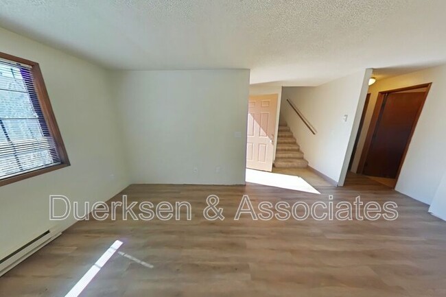 Foto del edificio - 2671 NW Grant Ave