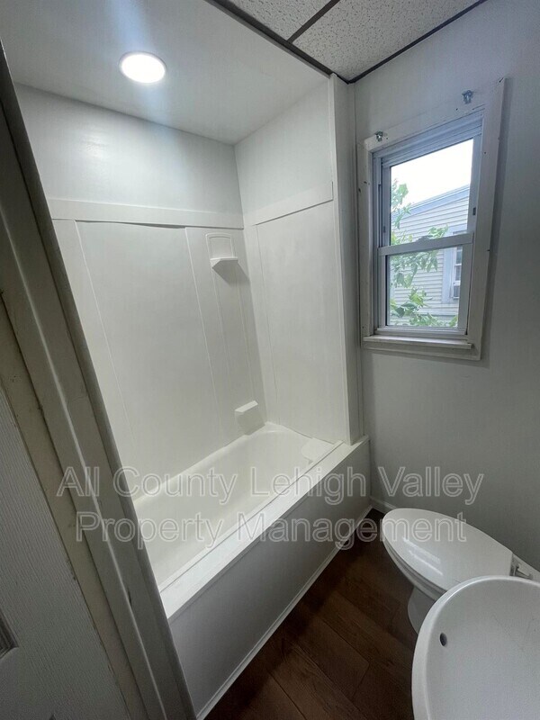 Foto del edificio - 736 N Ninth St