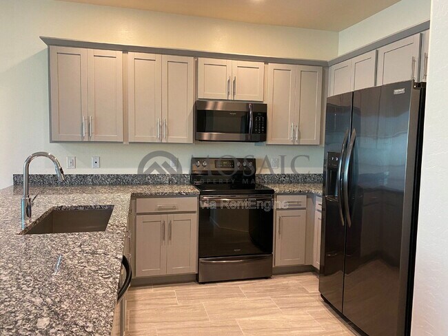 Foto del edificio - 4058 E Erie St