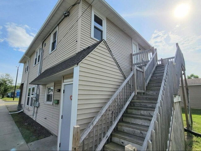 Building Photo - 1702 Milburn Blvd