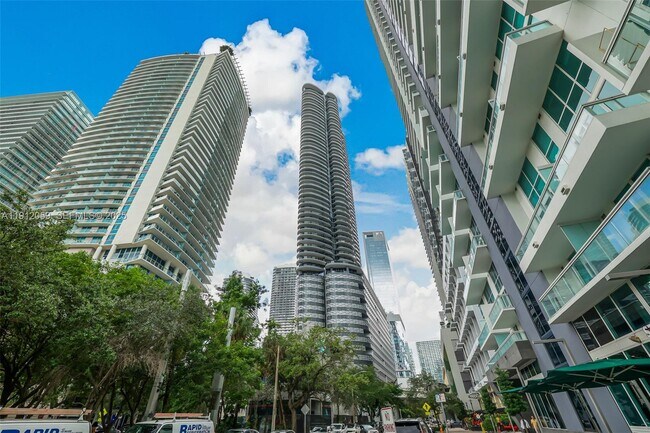 Foto del edificio - 1000 Brickell Plaza