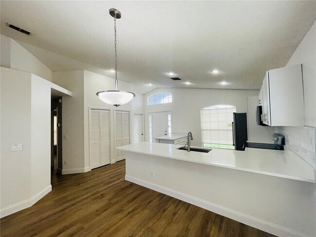 Foto del edificio - 13403 Greenpointe Dr