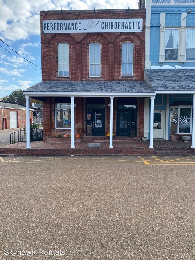 Primary Photo - 2 br, 1 bath House - 298 B Broadway