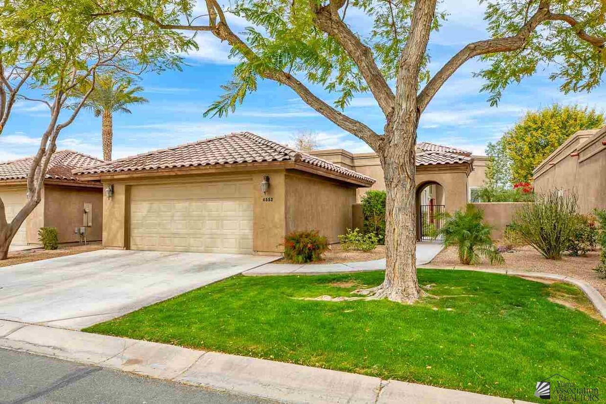 Primary Photo - 4552 La Quinta Ln