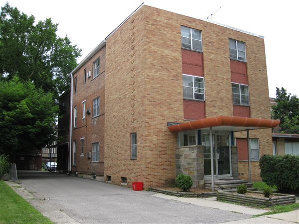 Primary Photo - 210 N Washington St