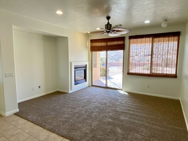 Building Photo - Home in Coral Canyon