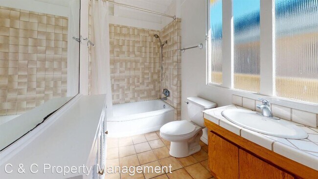 Building Photo - 2 br, 1 bath House - 966 Heacock Ave