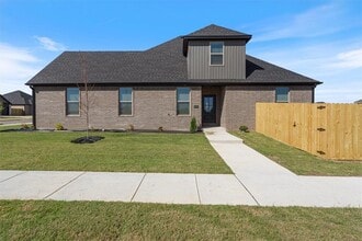 Building Photo - 6900 SW High Meadow Blvd