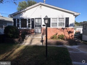 Building Photo - 8609 34th Ave