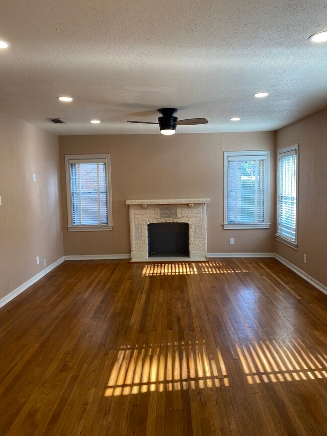 Habitación familiar - 3424 Rogers Ave