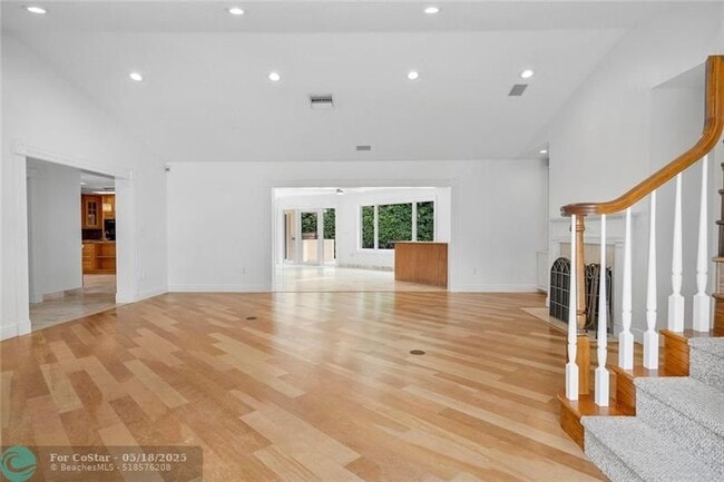 Building Photo - 20 Saranac Rd
