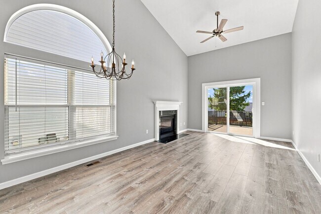 Building Photo - 306 Tyndale Dr