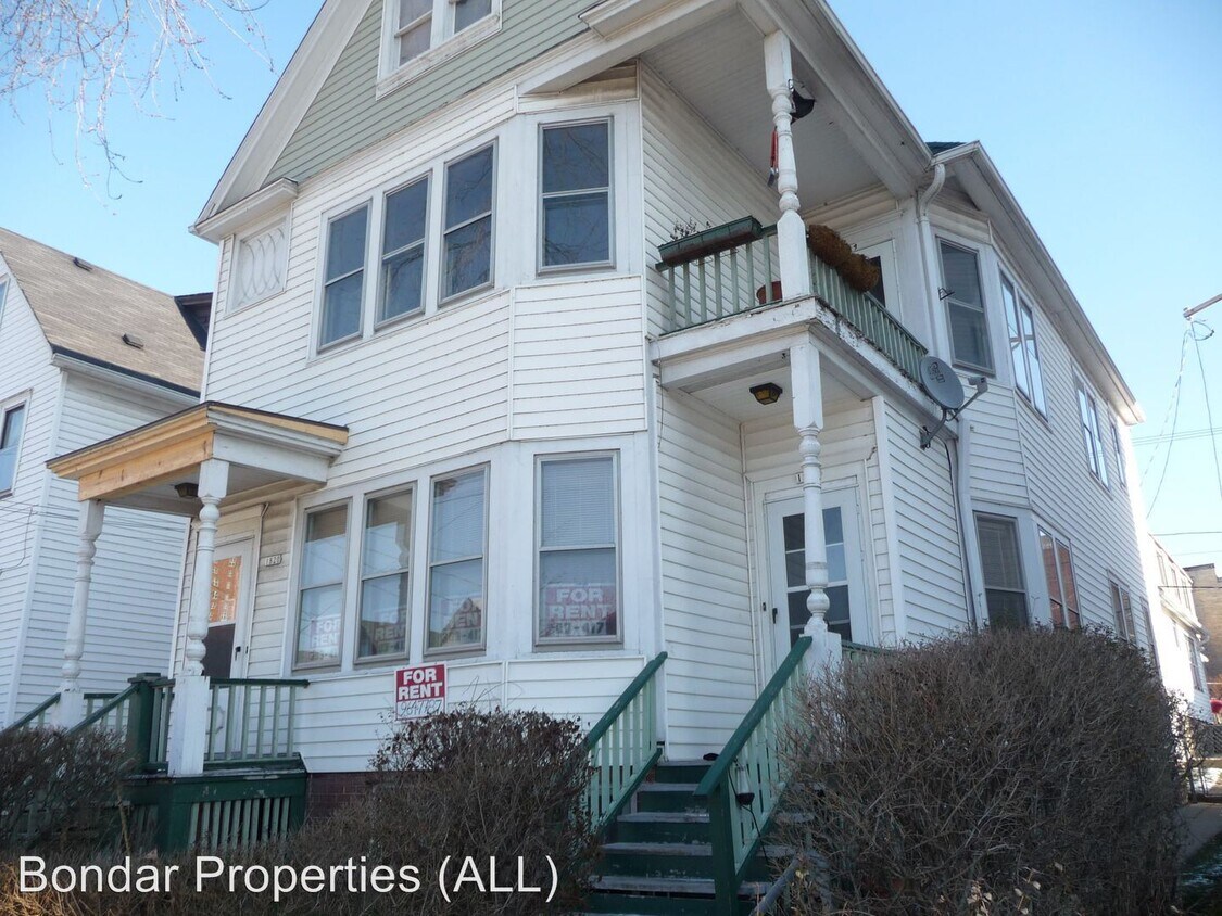 Primary Photo - 1818-1820 N Warren Ave