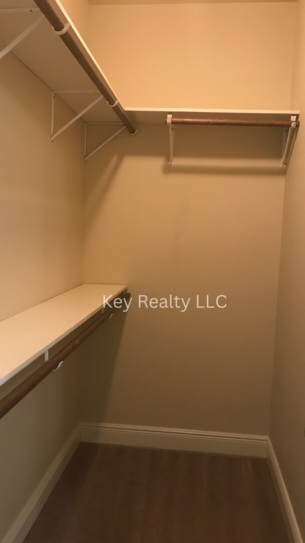 Foto del edificio - 5209 Rue De Chateau