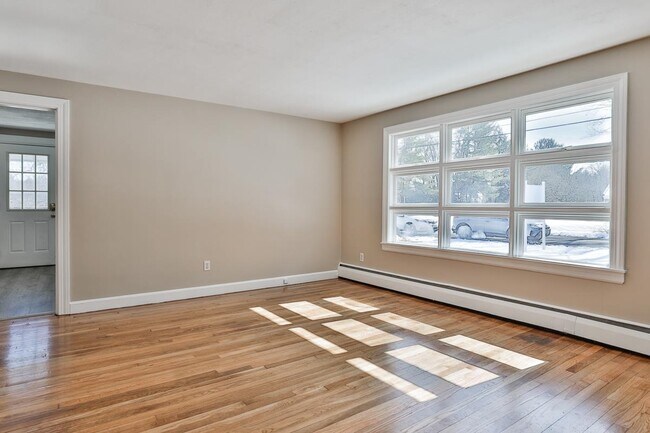 Foto del edificio - 9 Sunset Ln