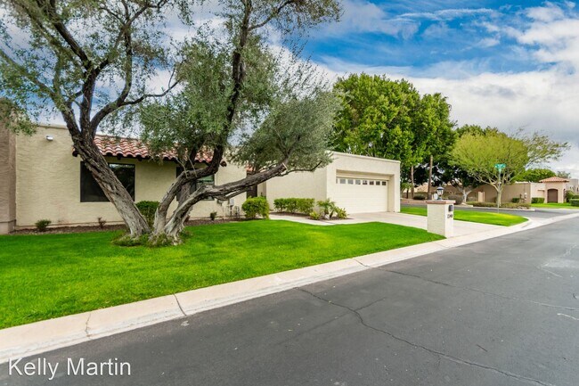Building Photo - 3 br, 2 bath House - 7244 E. Solano