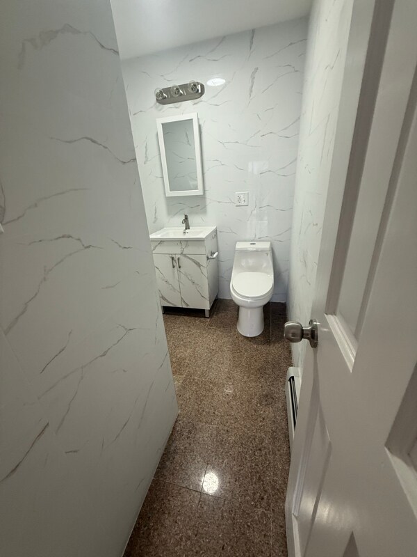 Foto del edificio - 99-14 43rd Ave