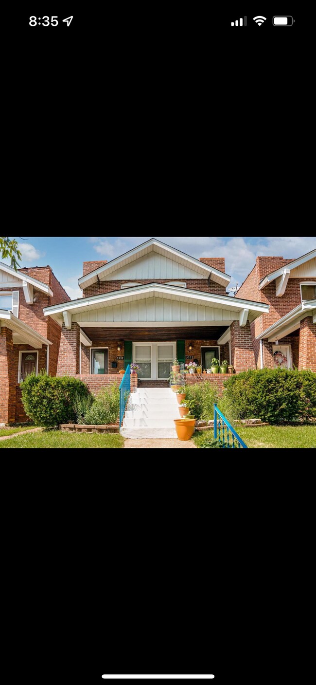 5227 Sutherland Ave Unit 1st Floor, Saint Louis, MO 63109 Apartments