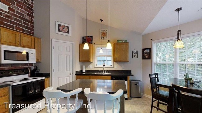 Building Photo - 3 br, 2 bath House - 2625 Stadium Drive