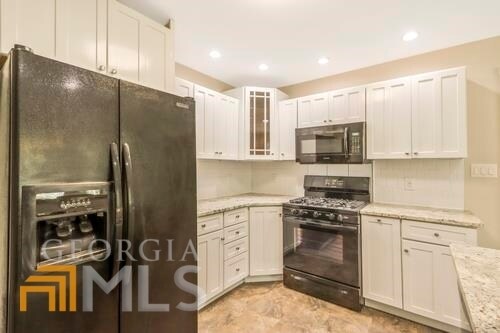 Foto del edificio - 1841 Rose Garden Ln
