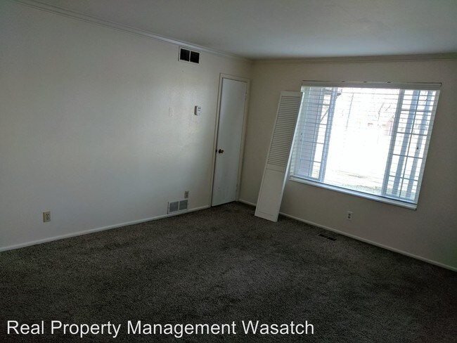 Building Photo - 1411 W 400 S