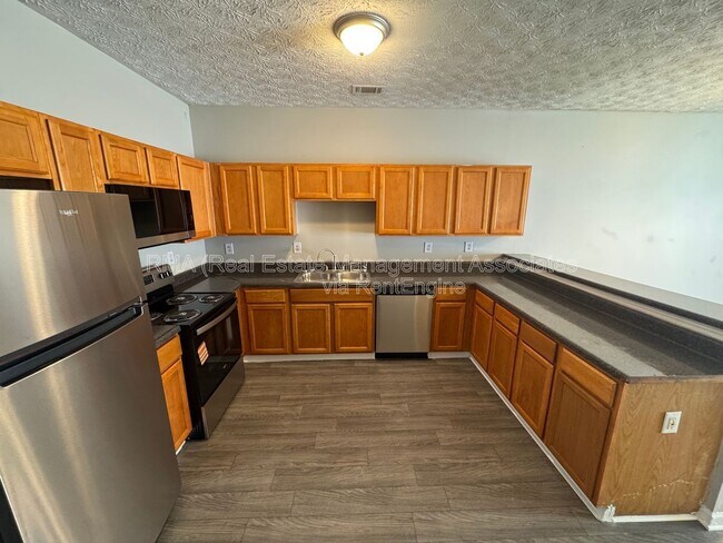 Foto del edificio - 1755 Carrington Dr