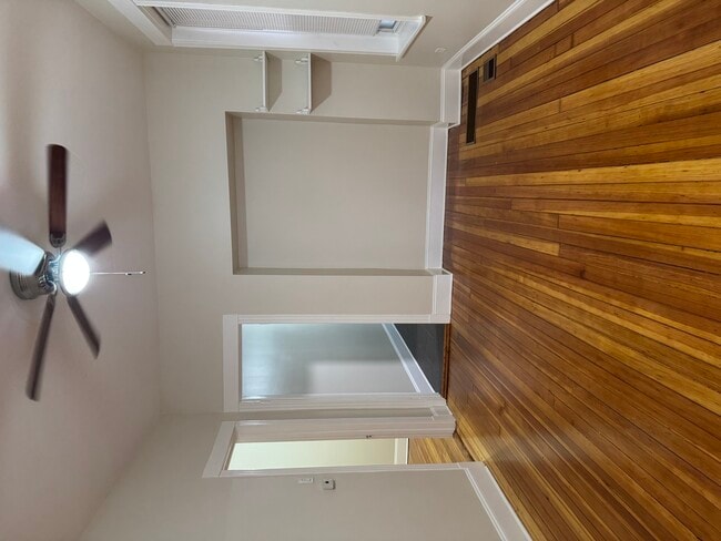 Foto del edificio - 2214 W Lyndale St