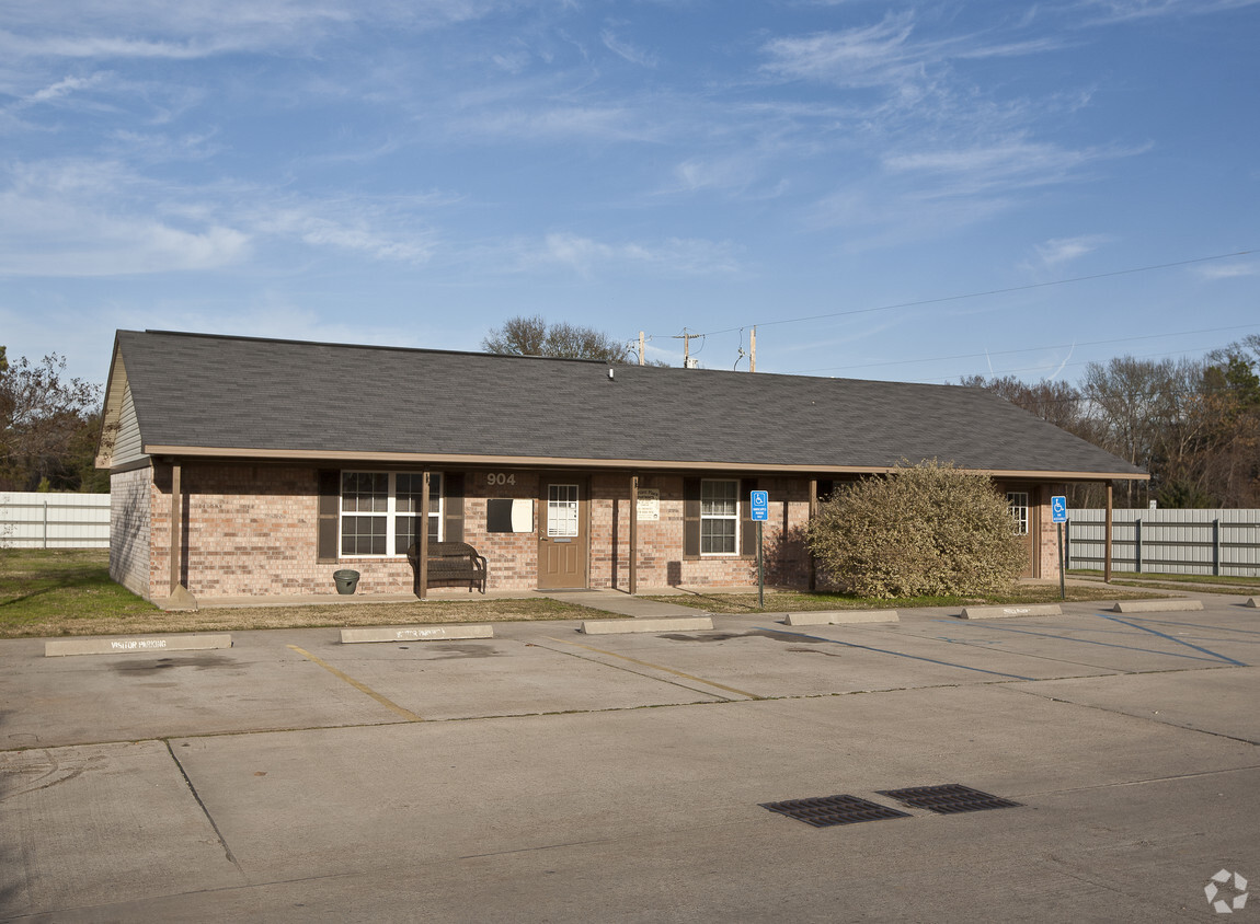 Building Photo - Bartlett Place Apartments