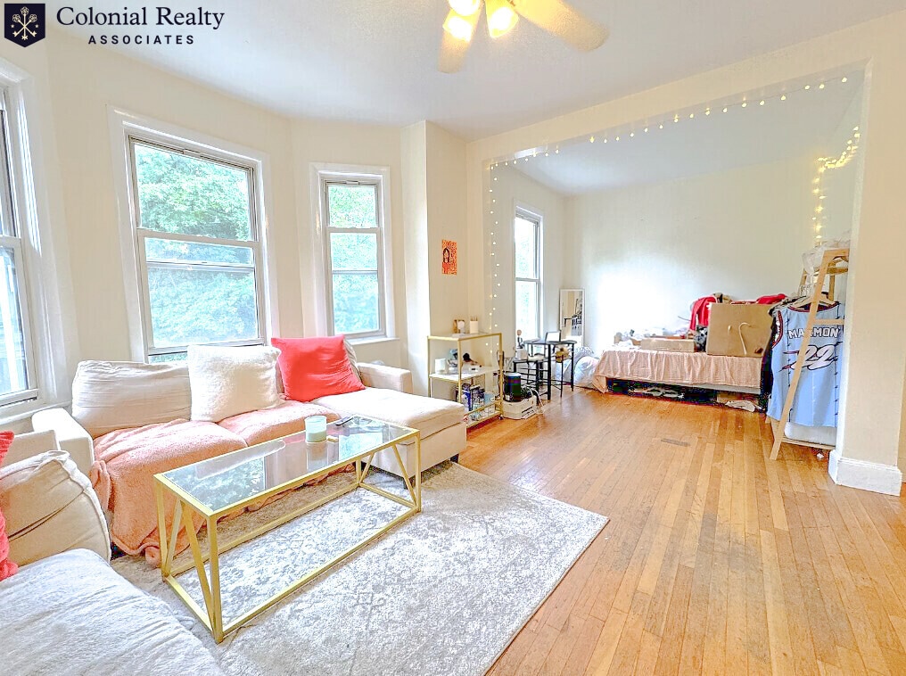 Photo - 216 Freeman St