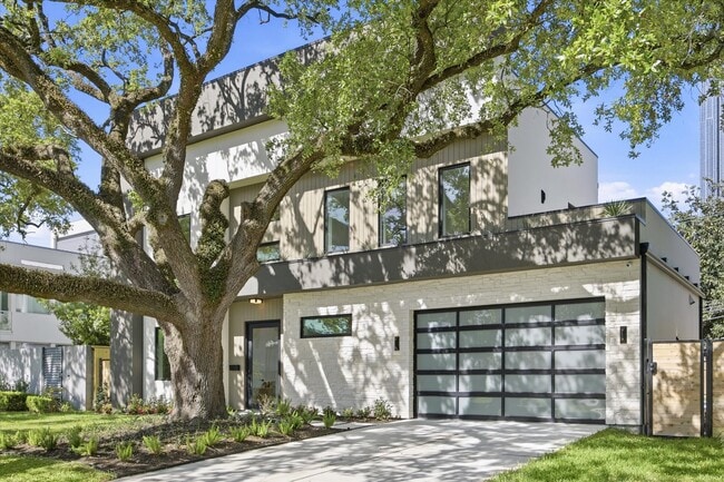 Building Photo - 3106 Newcastle Dr