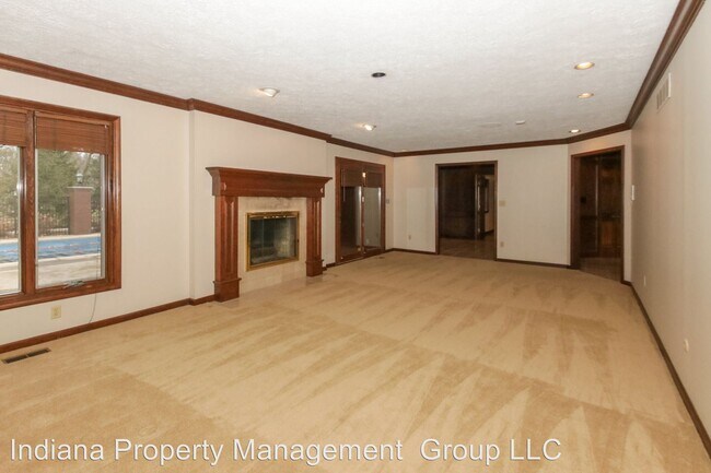 Building Photo - 4 br, 4.5 bath House - 616 Copley Place