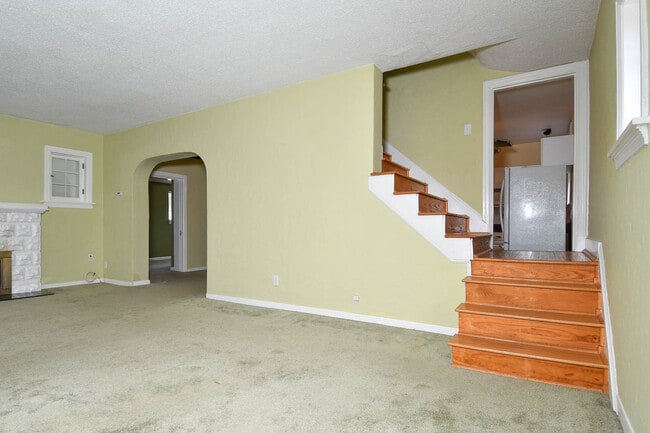 living room - 2144 East Dr