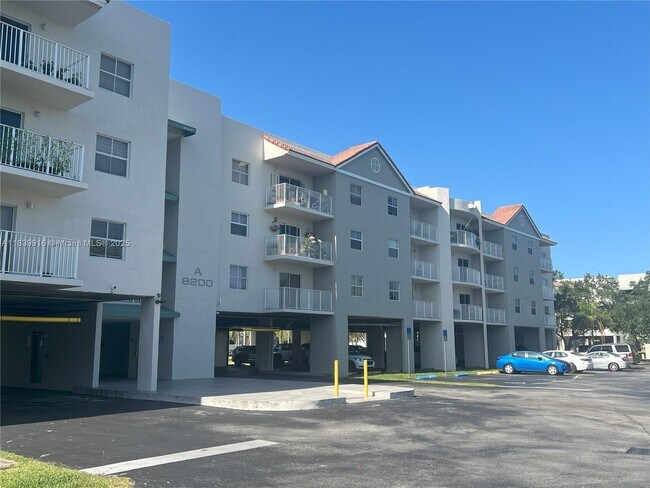 Foto del edificio - 8200 SW 210th St