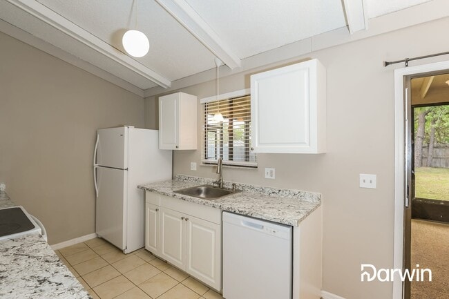 Foto del edificio - 1010 Colonial Avenue Se, Palm Bay, FL 32909