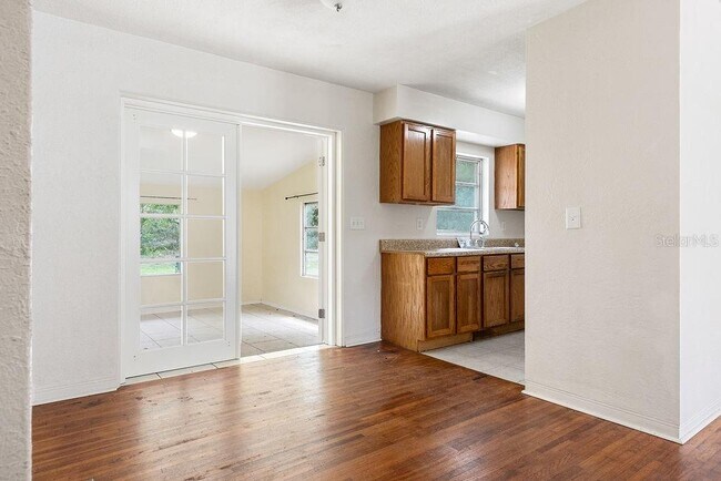 Foto del edificio - 1526 W Beresford Ave