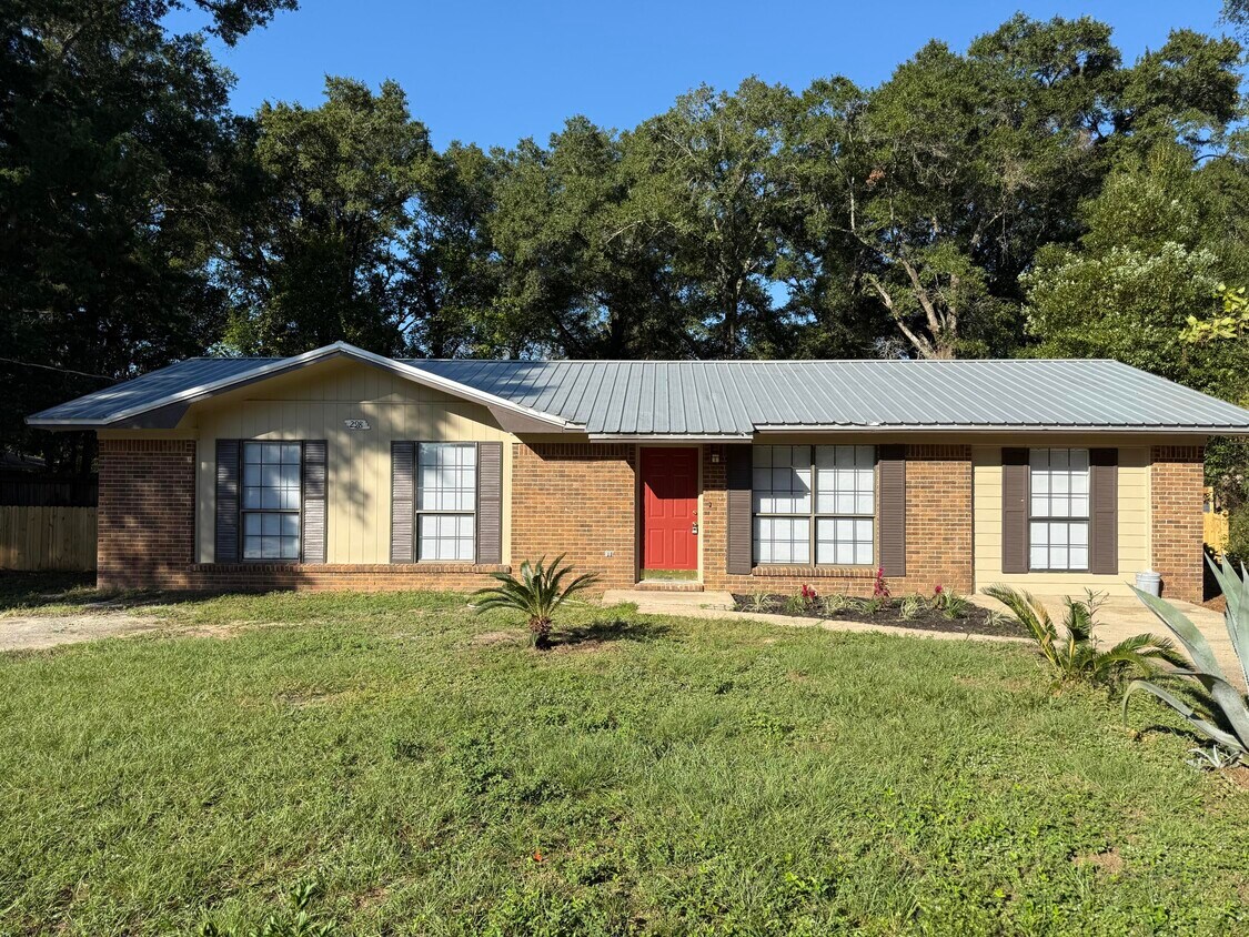 Foto principal - 298 Cross Dr