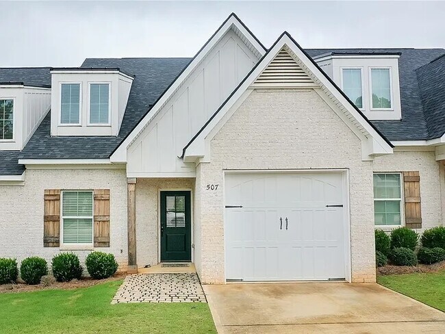 Foto del edificio - 507 Cloverdale Dr