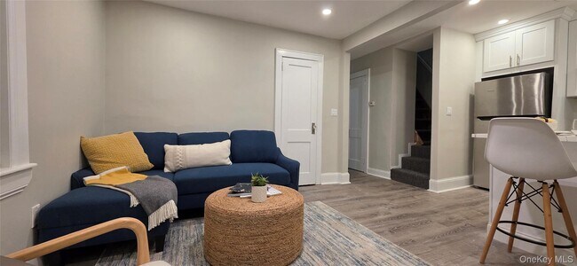 Building Photo - 248-11 89th Ave