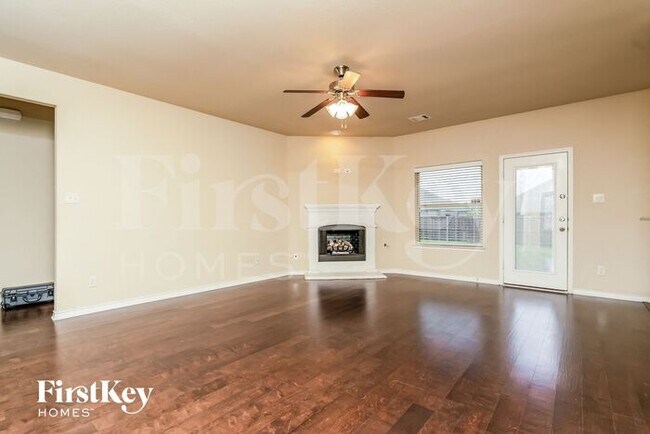 Building Photo - 1016 Hiddencreek Dr