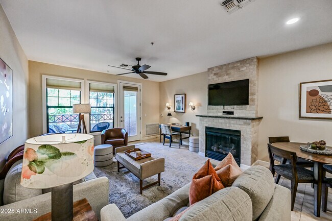 Building Photo - 7291 N SCOTTSDALE Rd