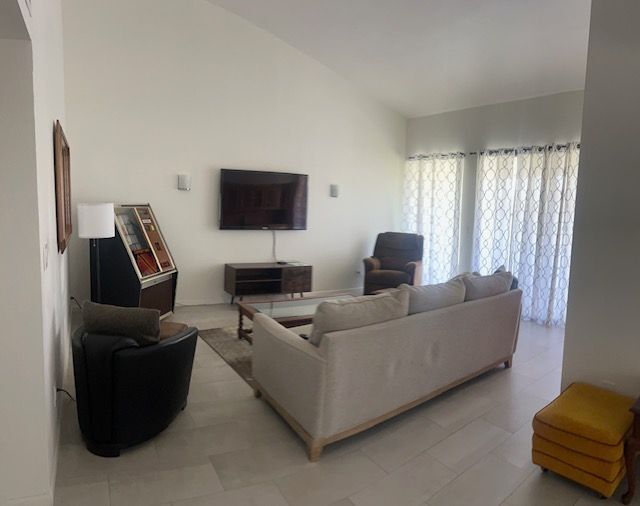 Foto del edificio - 8 Padron Way