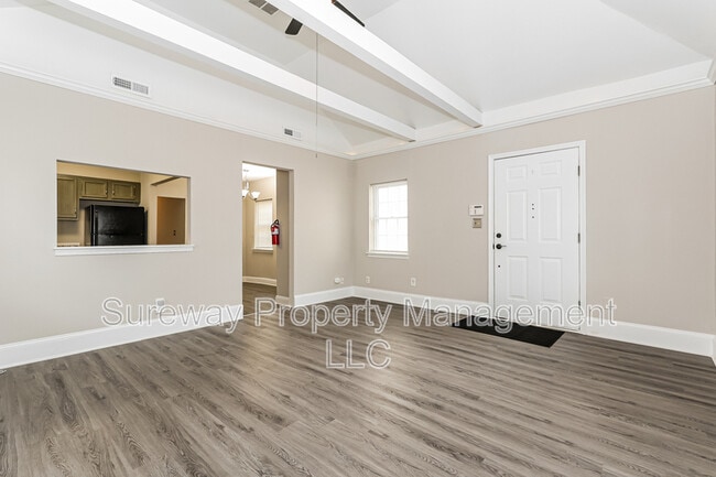 Building Photo - 811 Wesley Ave